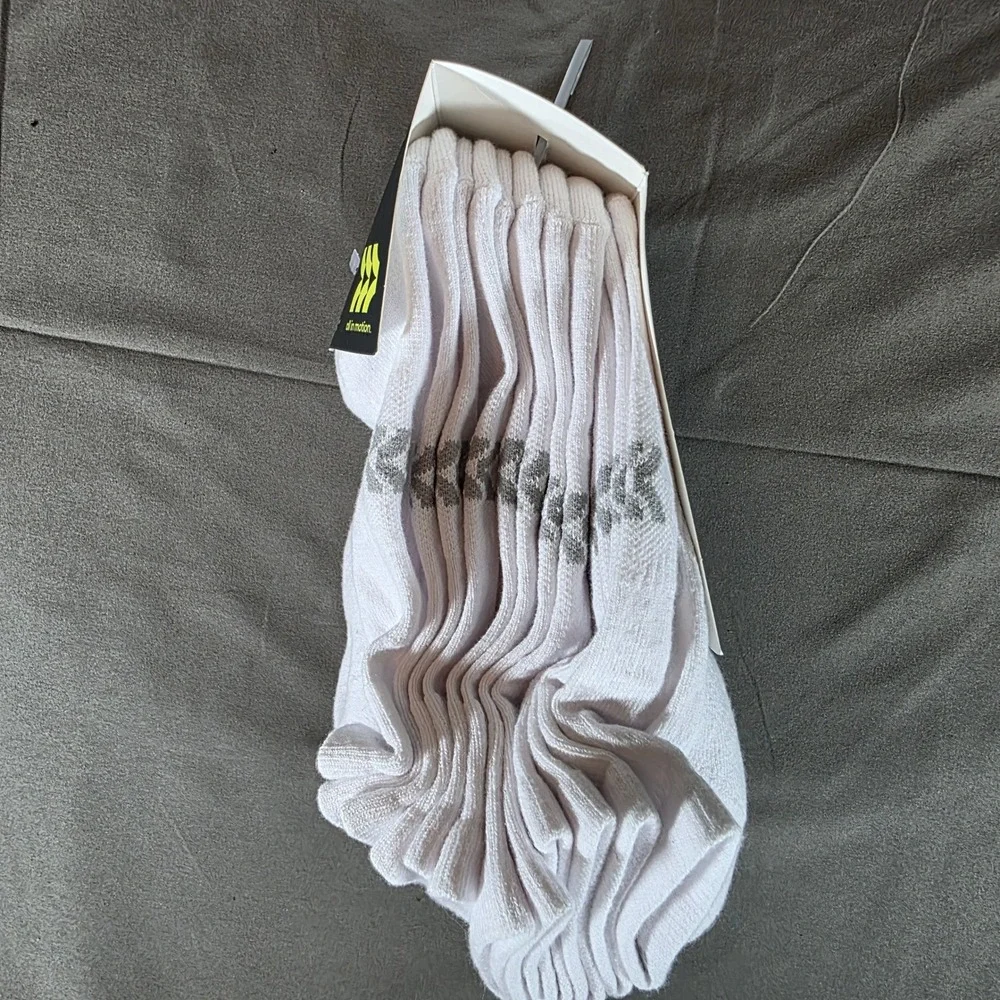 All in Motion Womens White Ankle Socks 6 Pack Arch Support Cushioned Size 4-10